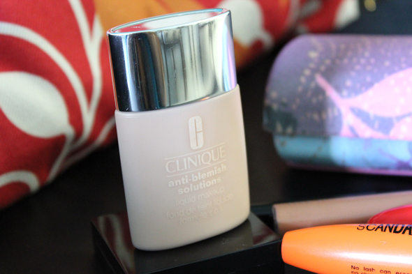 Base Anti-Blemish da Clinique base anti-blemish da clinique